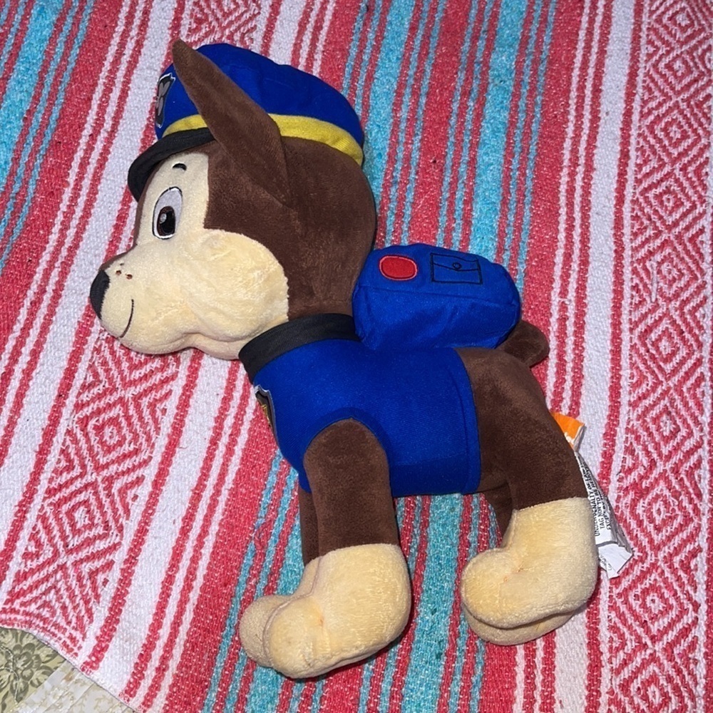 14” Nickelodeon official Paw Patrol dog plush - Picture 4 of 9
